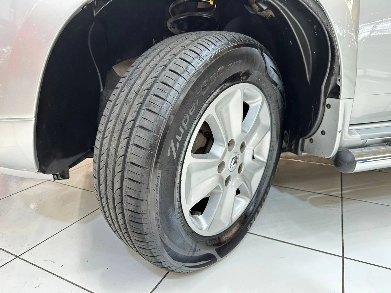 RENAULT DUSTER