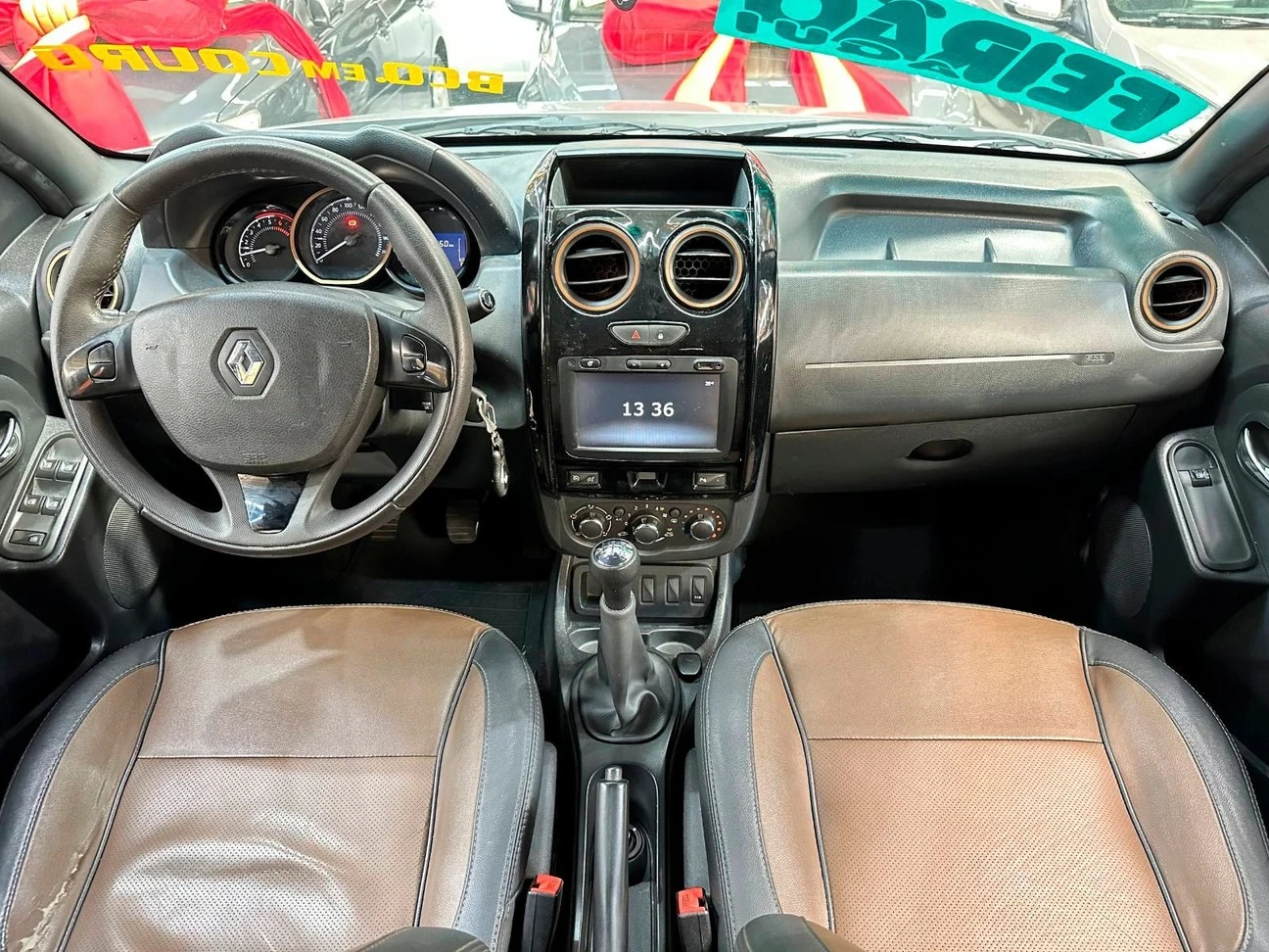 RENAULT DUSTER