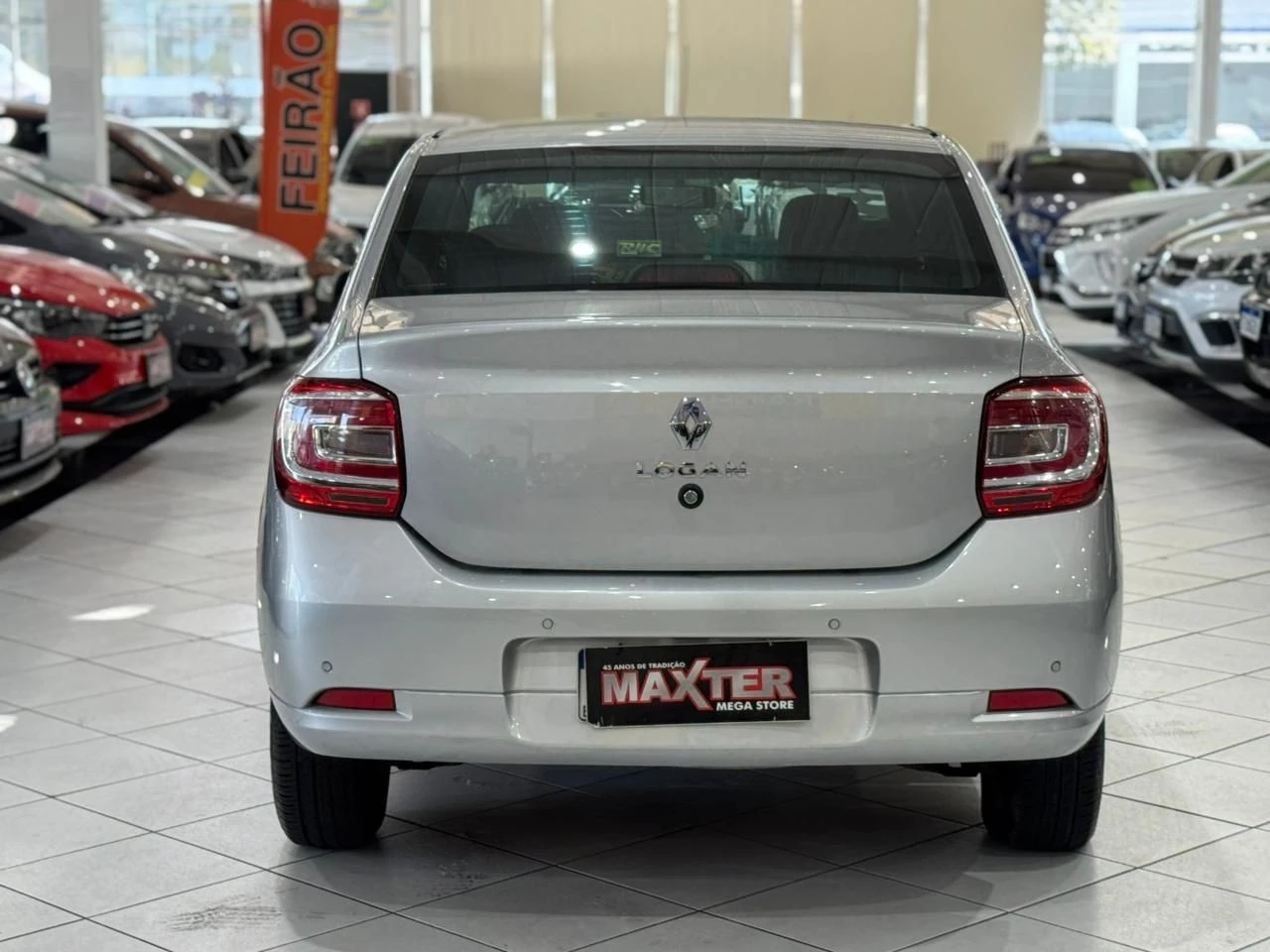 RENAULT LOGAN
