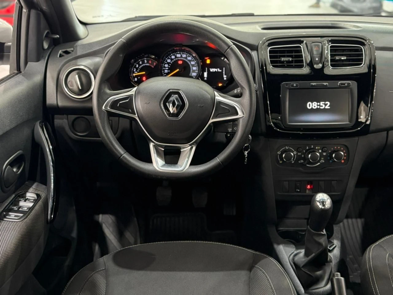 RENAULT LOGAN