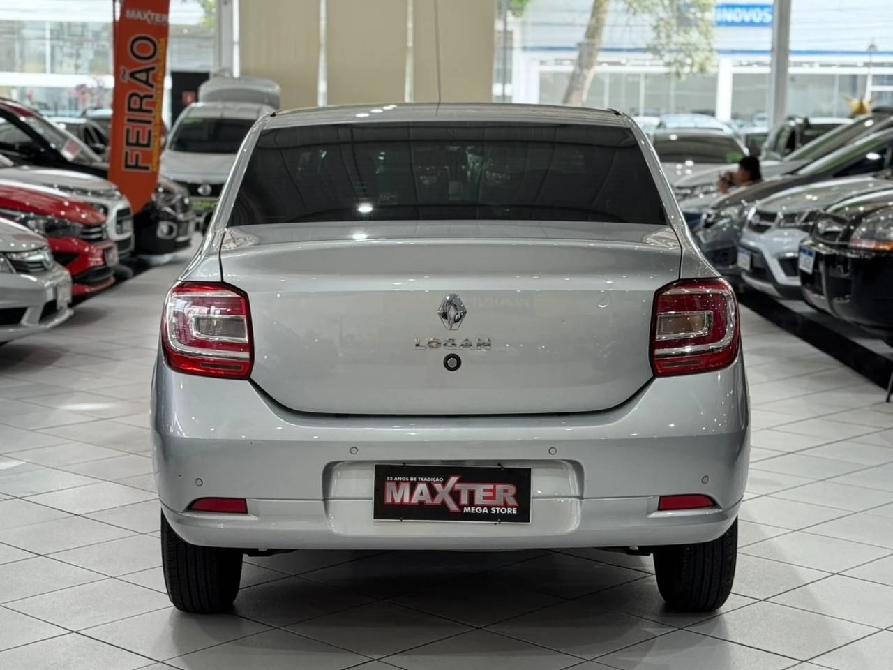 RENAULT LOGAN