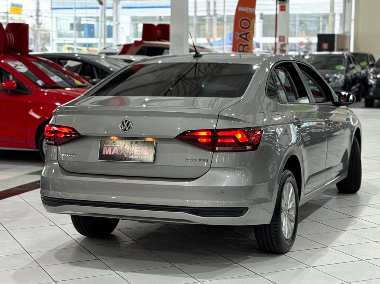 VOLKSWAGEN VIRTUS