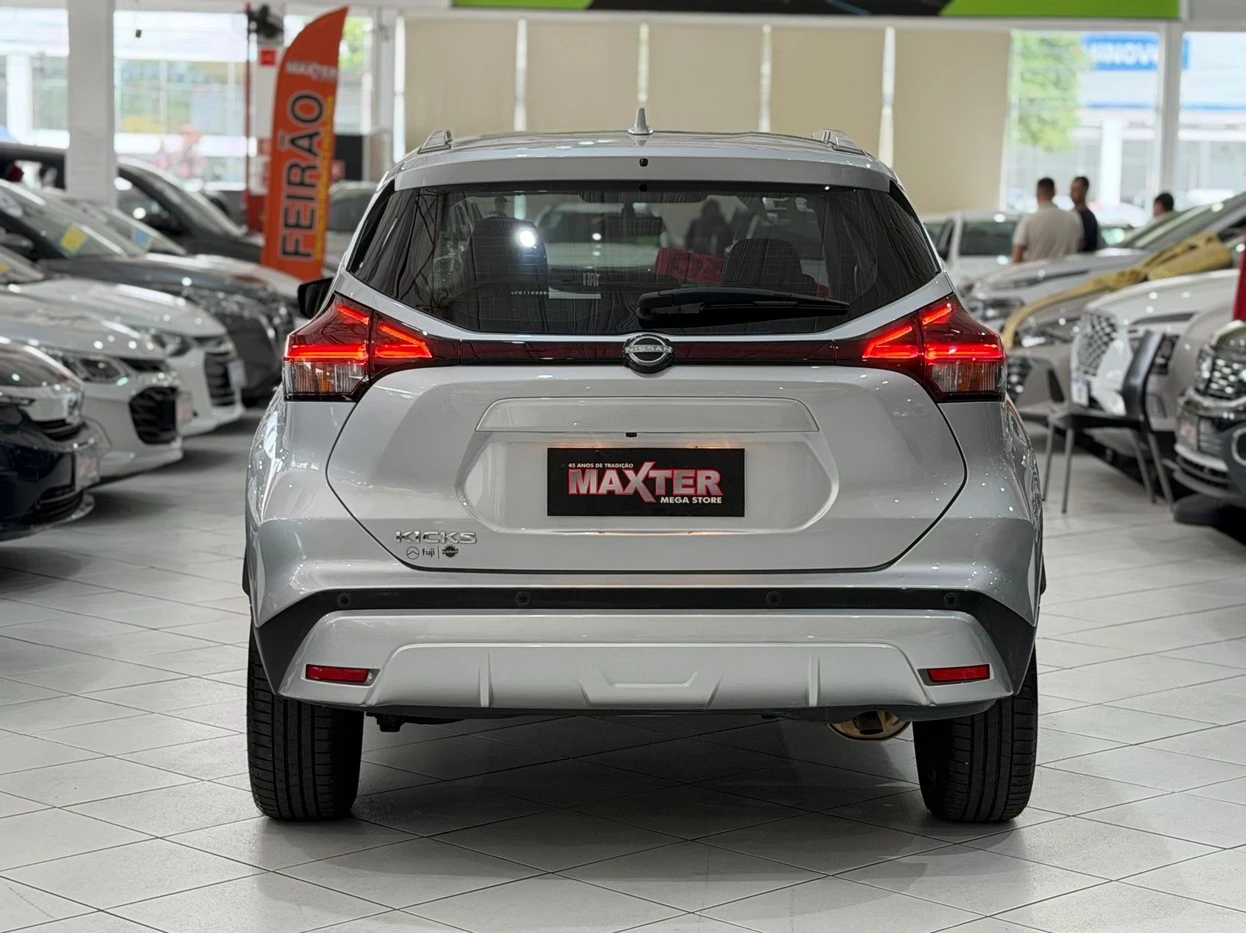 NISSAN KICKS