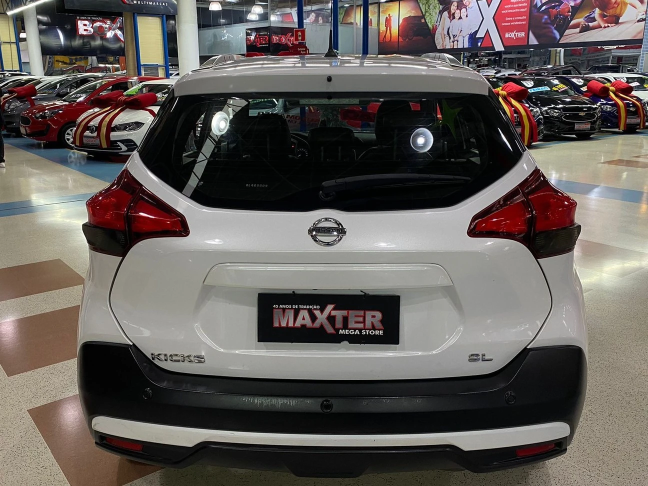 NISSAN KICKS