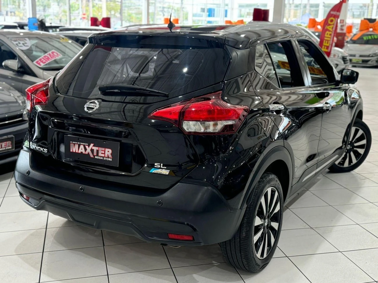 NISSAN KICKS