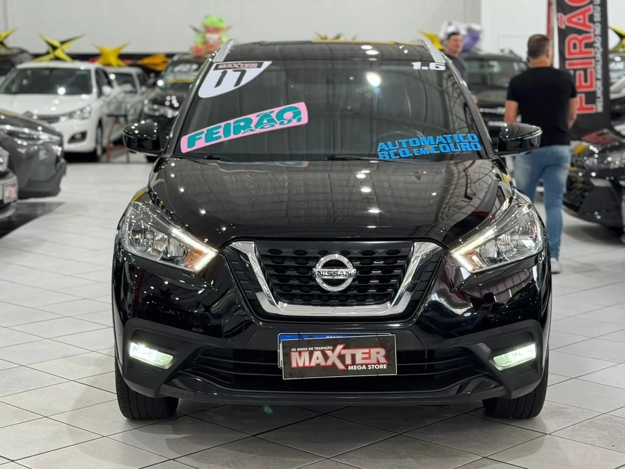 NISSAN KICKS