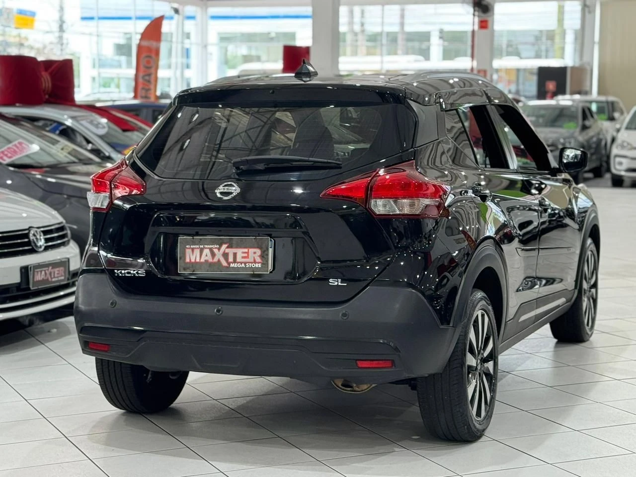 NISSAN KICKS
