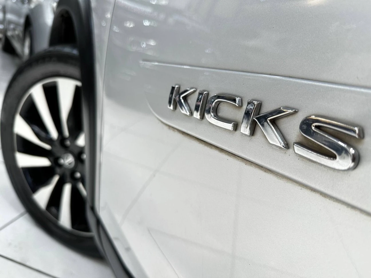 NISSAN KICKS