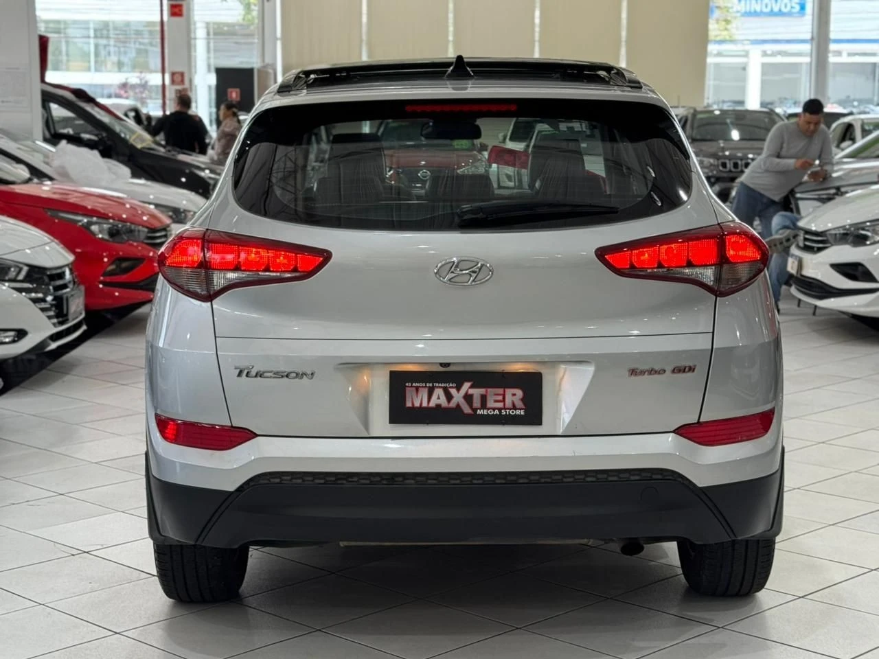 HYUNDAI TUCSON