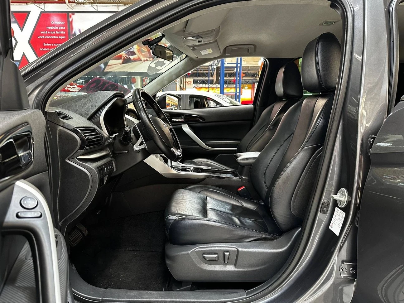 MITSUBISHI ECLIPSE CROSS