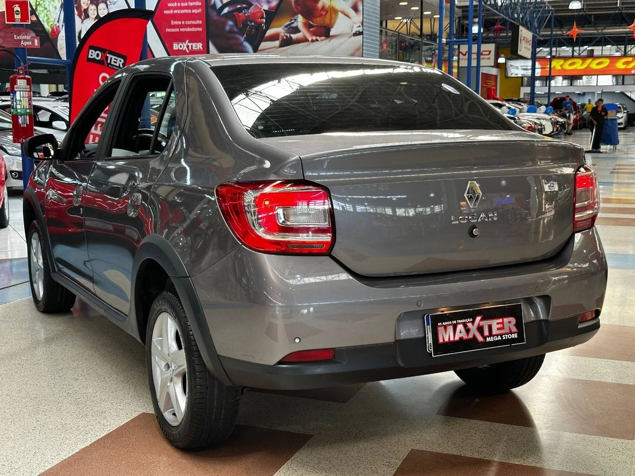 RENAULT LOGAN
