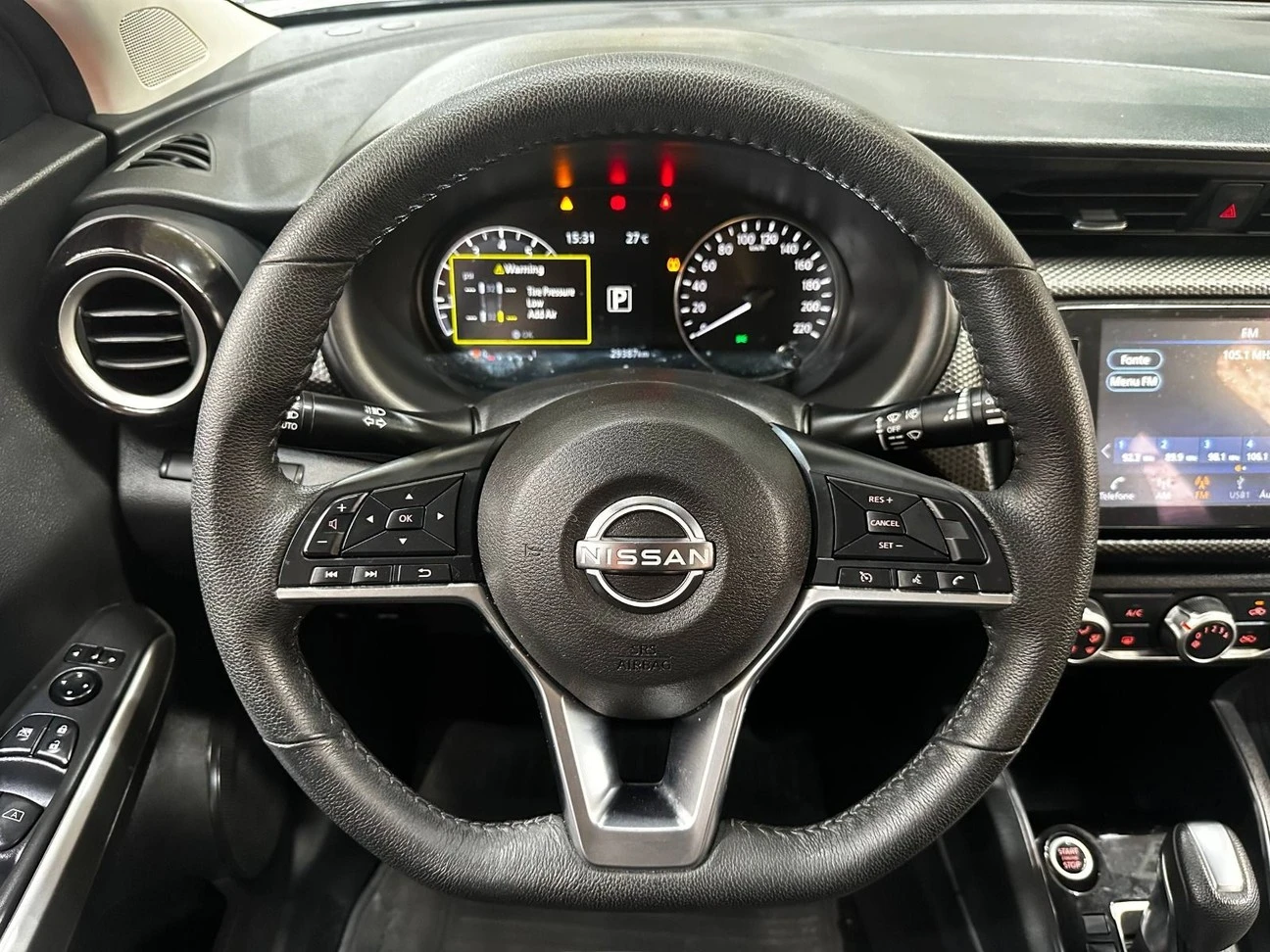 NISSAN KICKS