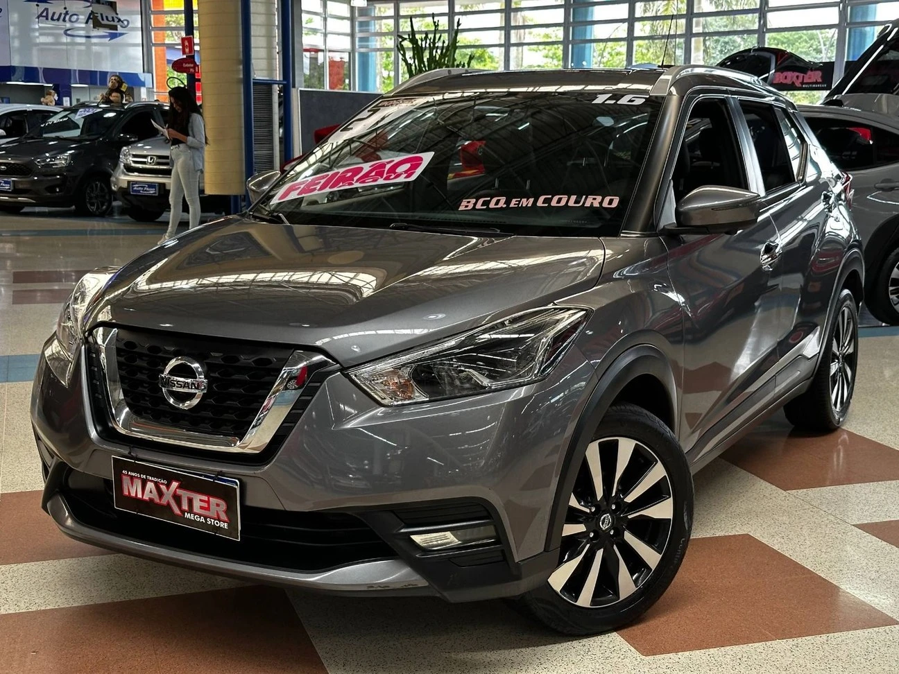NISSAN KICKS