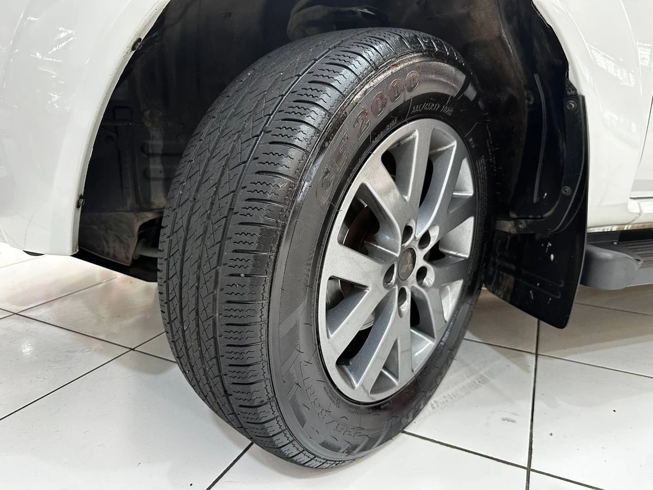 MITSUBISHI PAJERO TR4