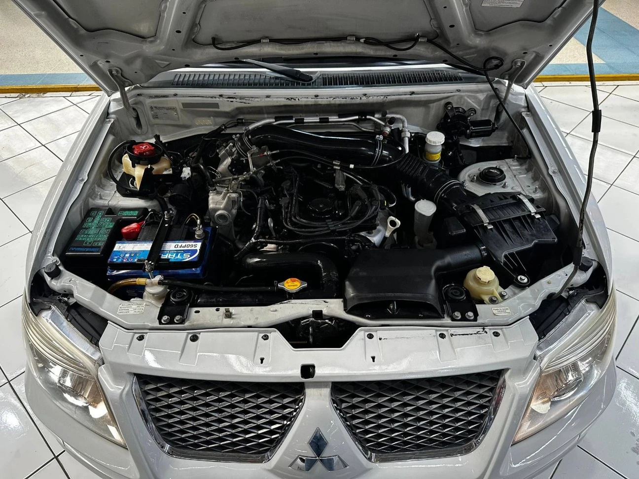 MITSUBISHI PAJERO TR4