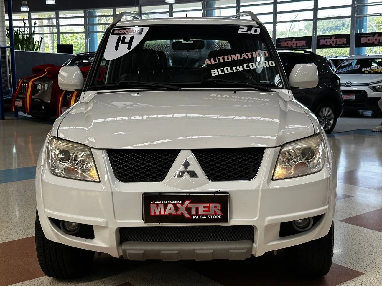 MITSUBISHI PAJERO TR4