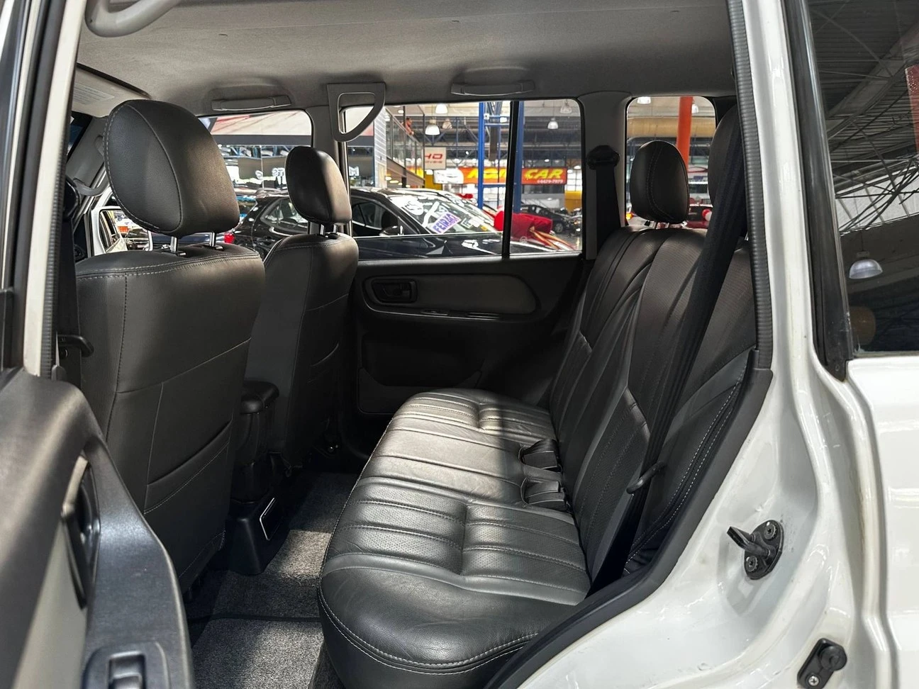 MITSUBISHI PAJERO TR4