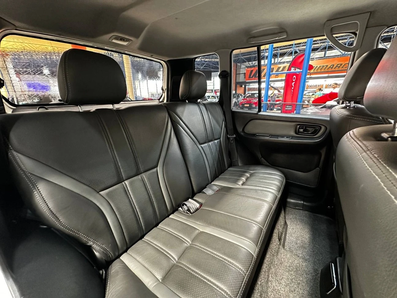 MITSUBISHI PAJERO TR4