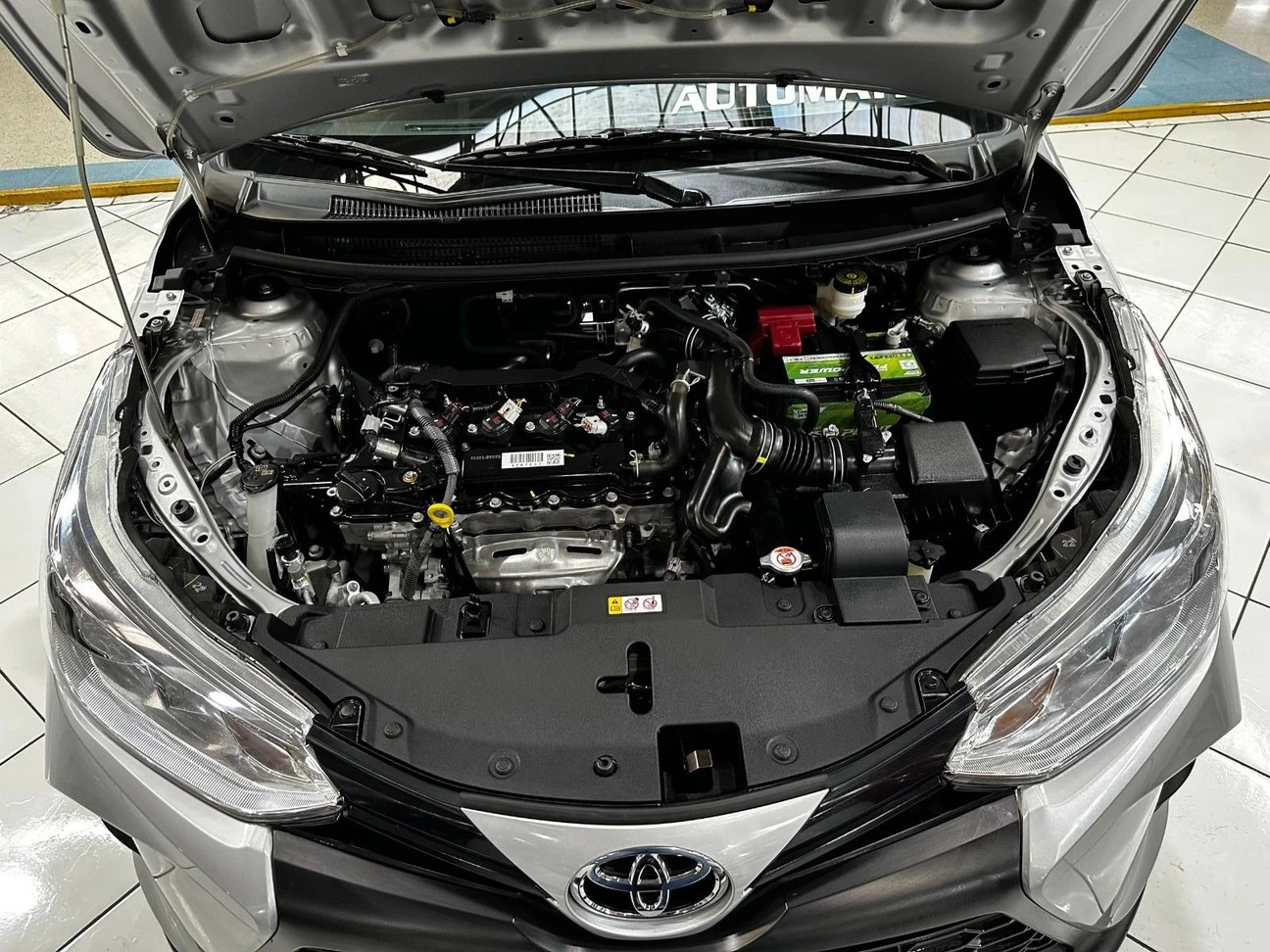 TOYOTA YARIS