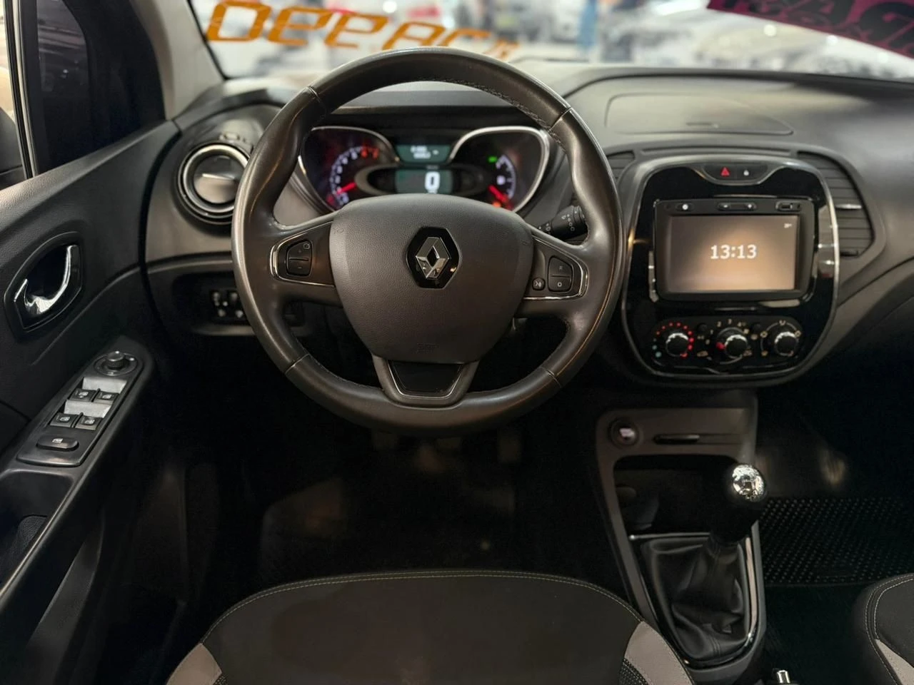 RENAULT CAPTUR