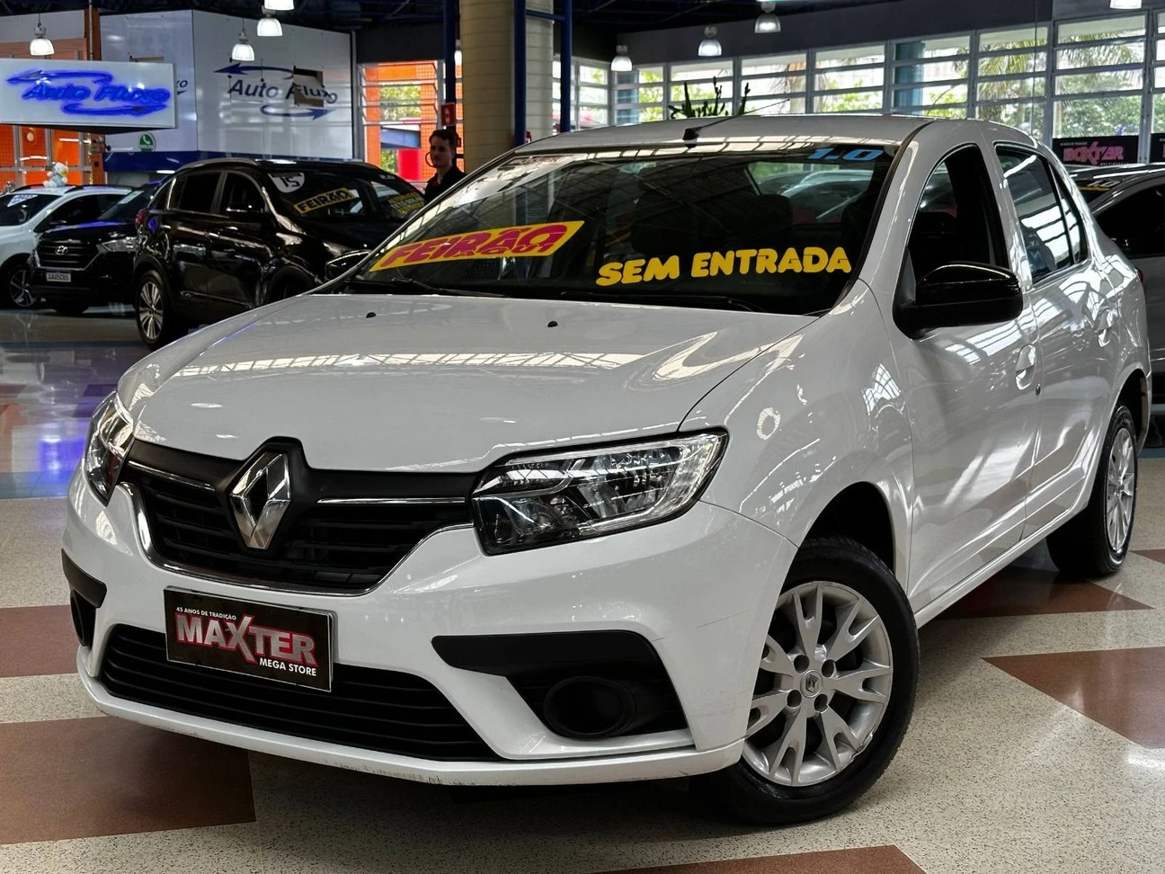 RENAULT LOGAN