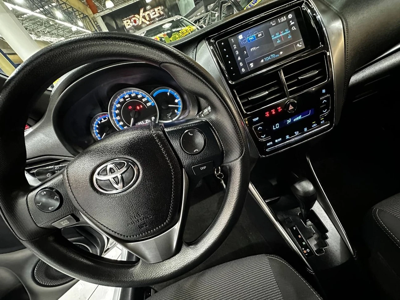 TOYOTA YARIS