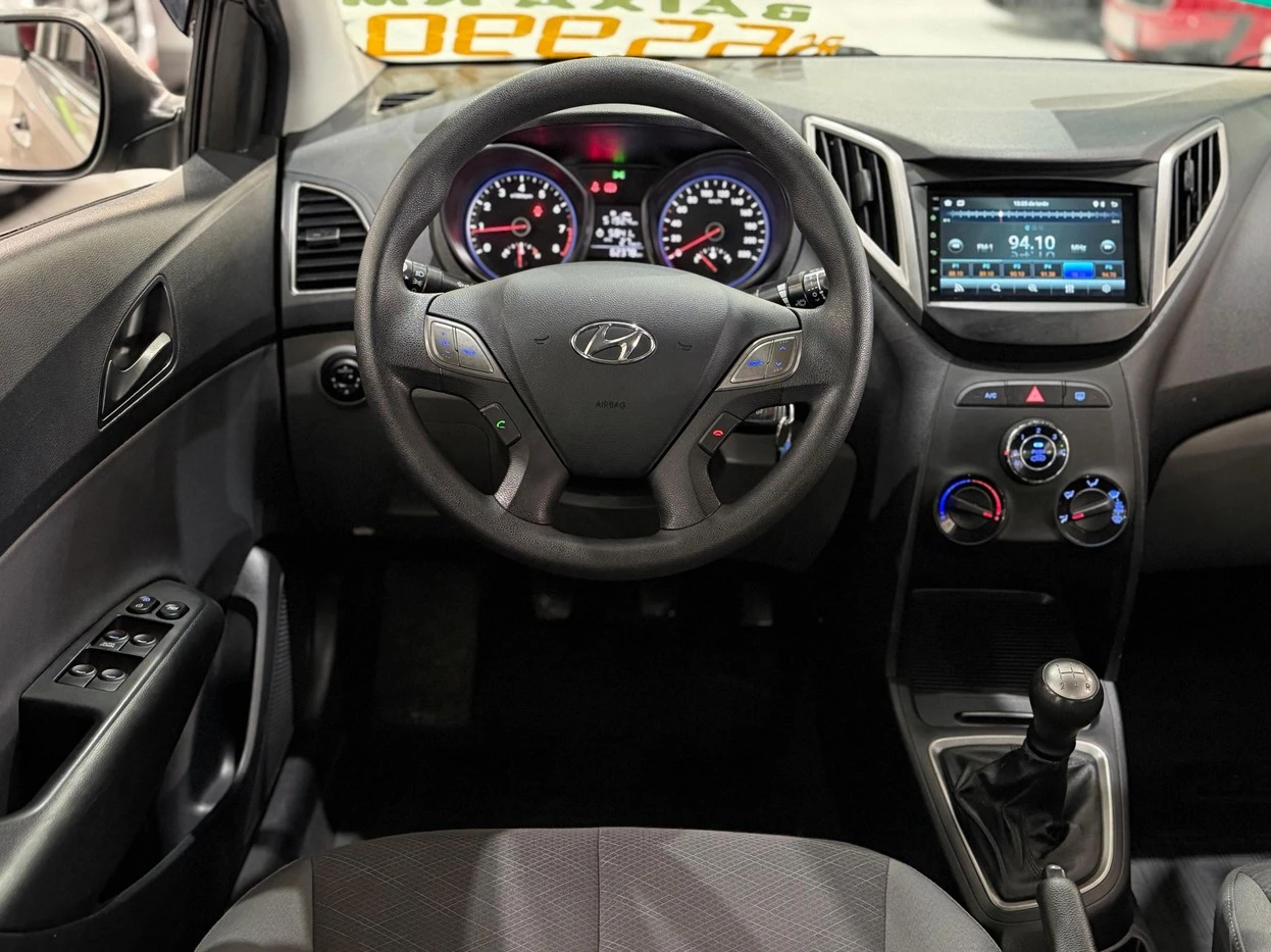 HYUNDAI HB20S