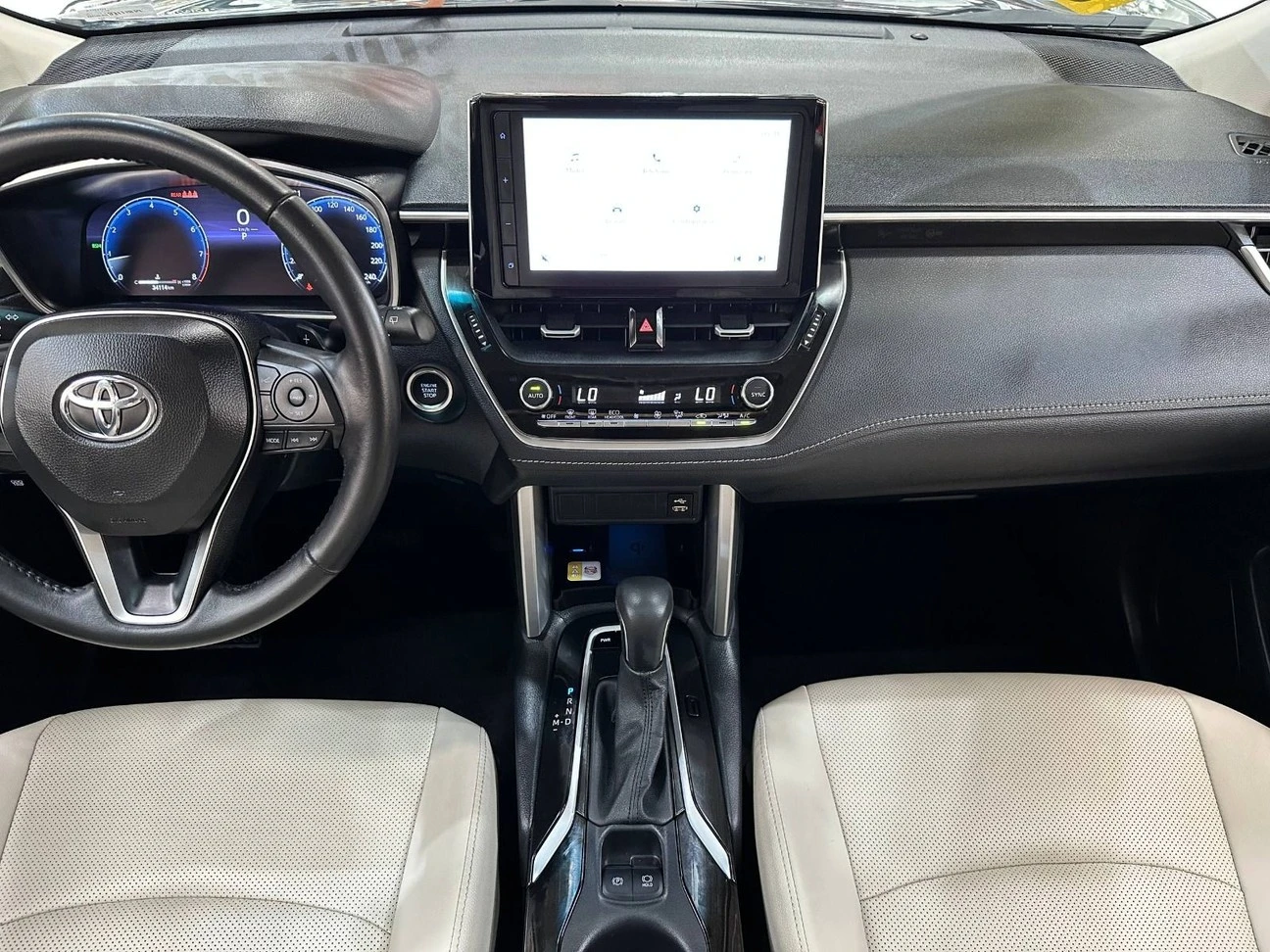 TOYOTA COROLLA CROSS