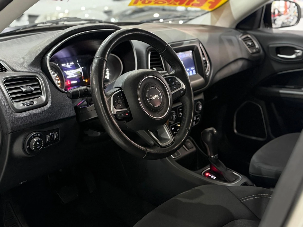 JEEP COMPASS