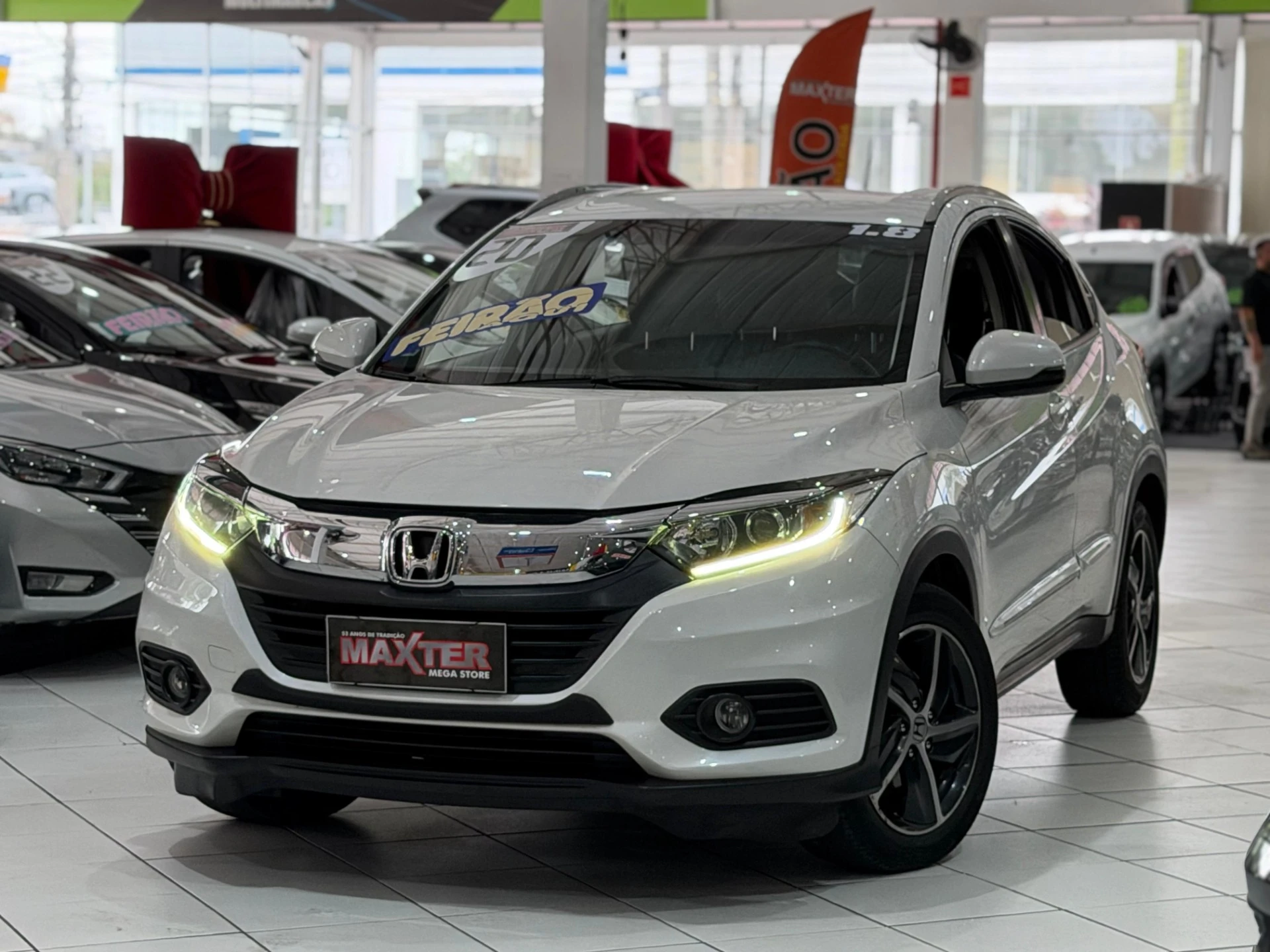 HR-V