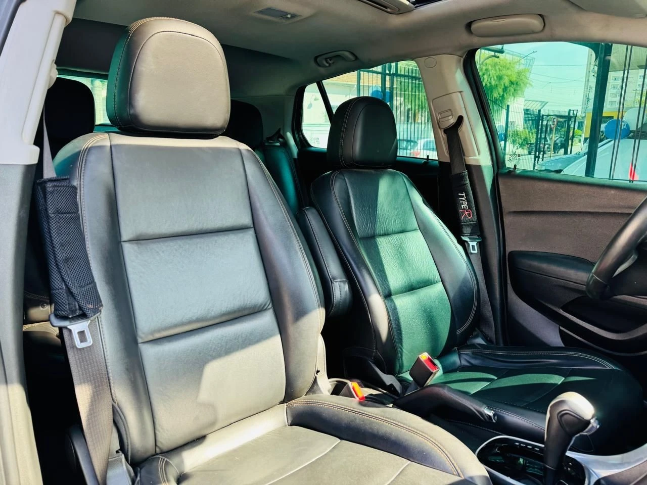 CHEVROLET TRACKER