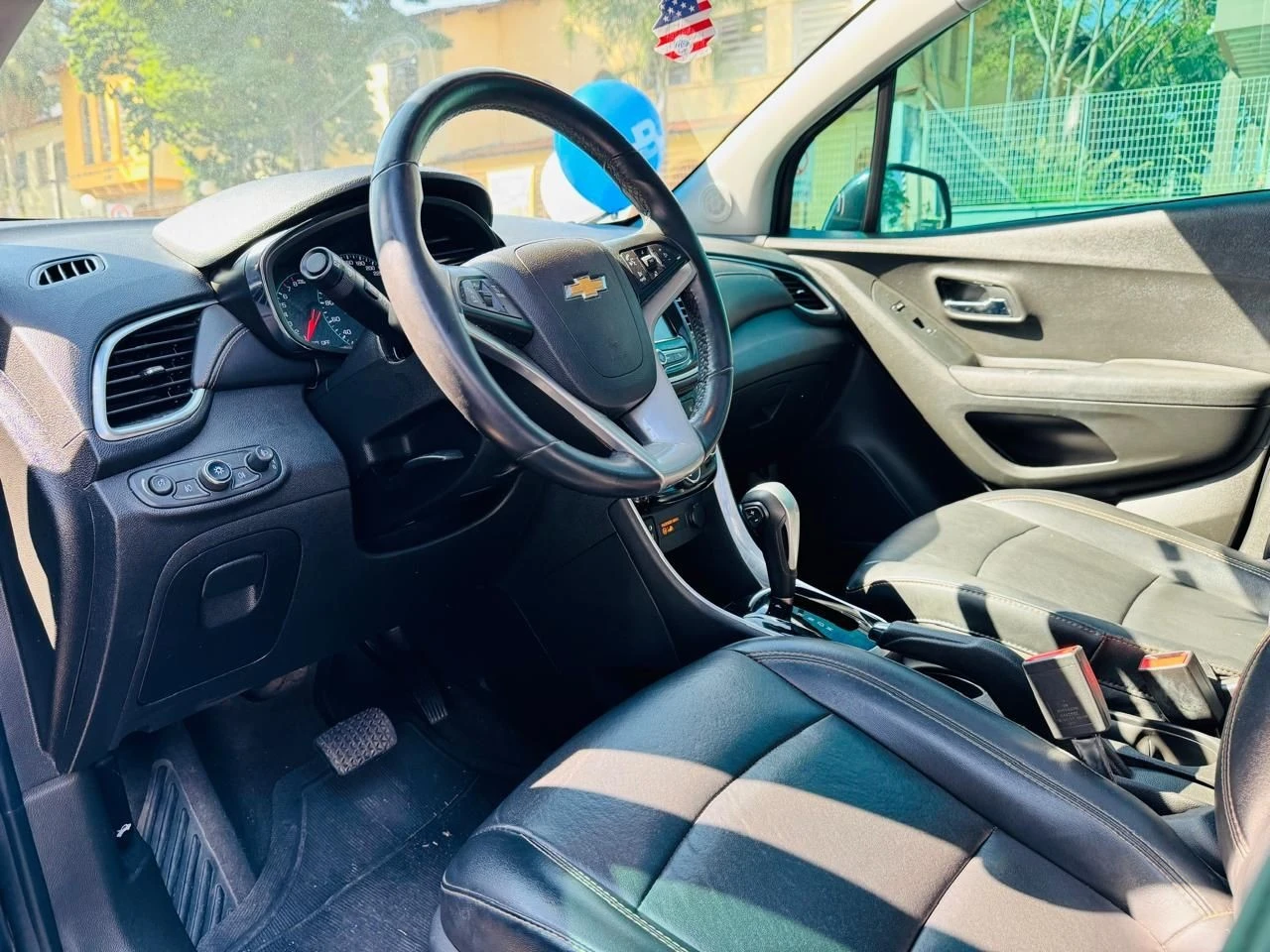 CHEVROLET TRACKER
