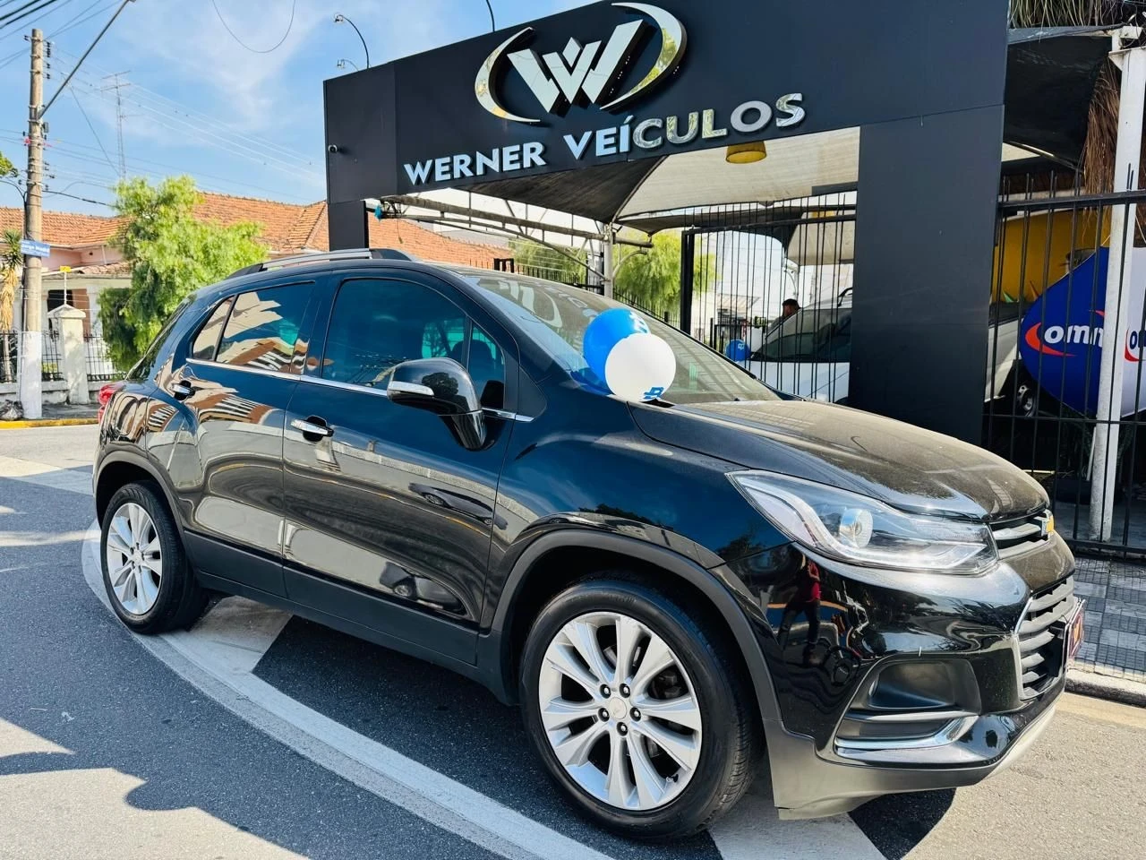 CHEVROLET TRACKER