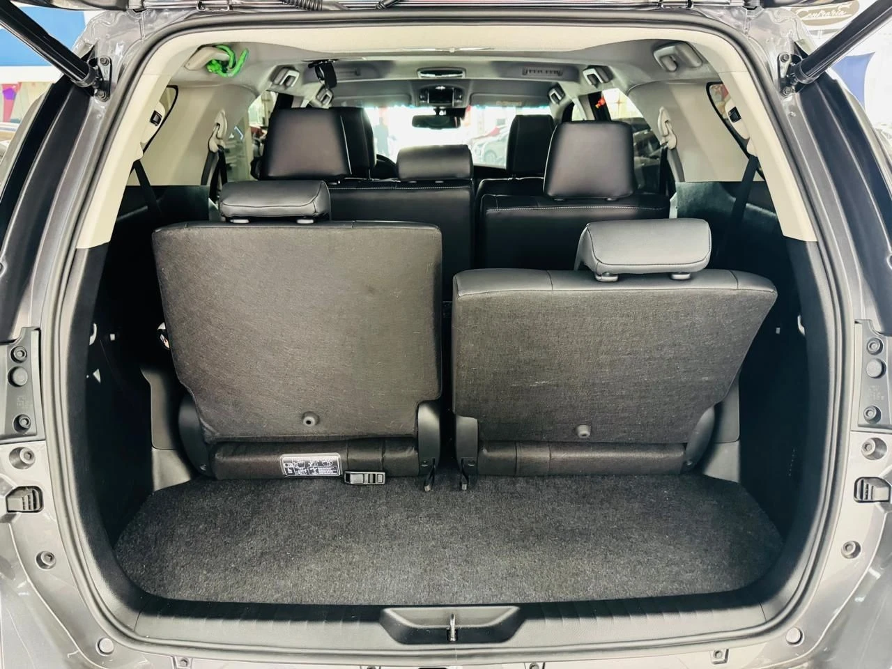 TOYOTA HILUX SW4