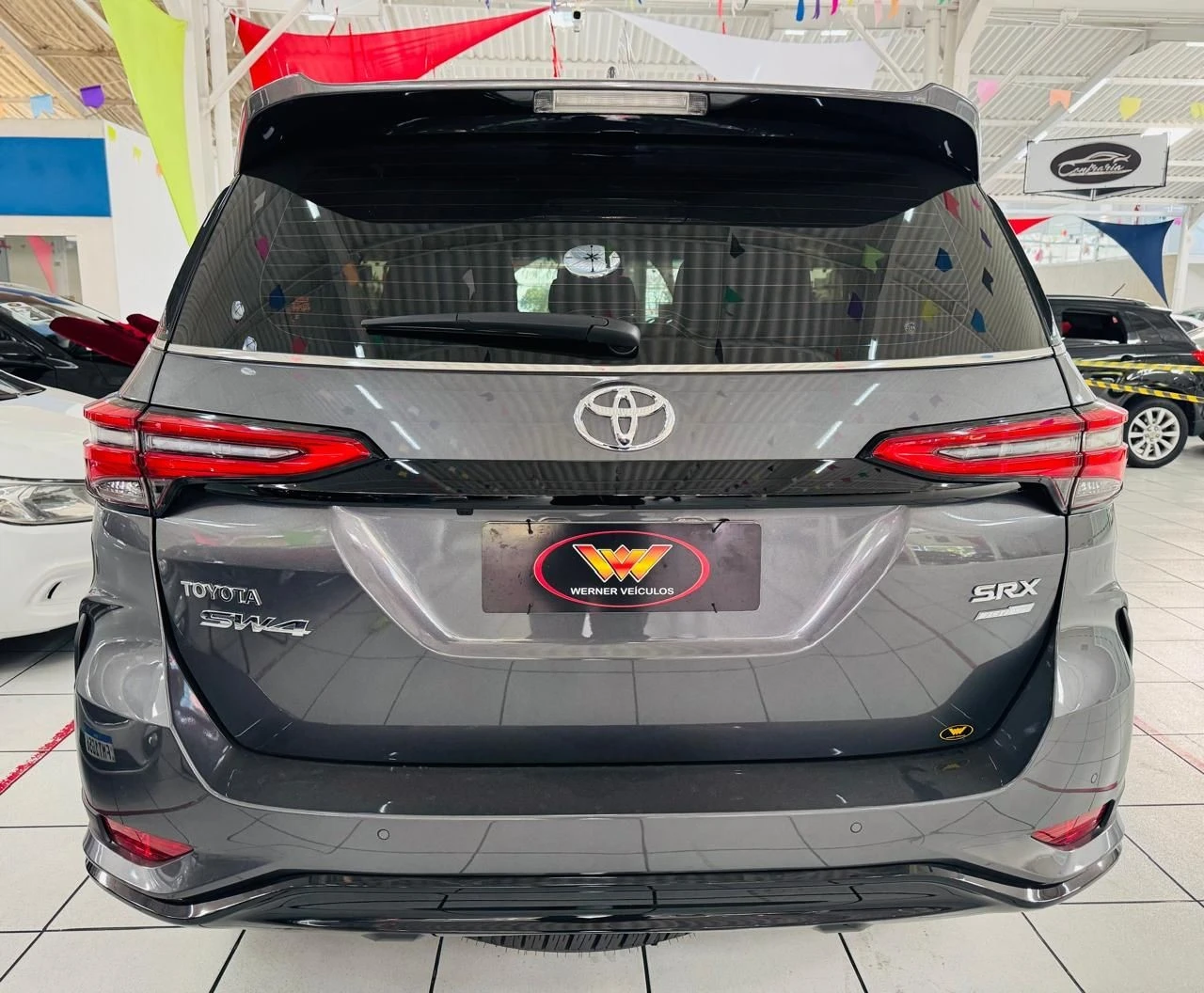 TOYOTA HILUX SW4