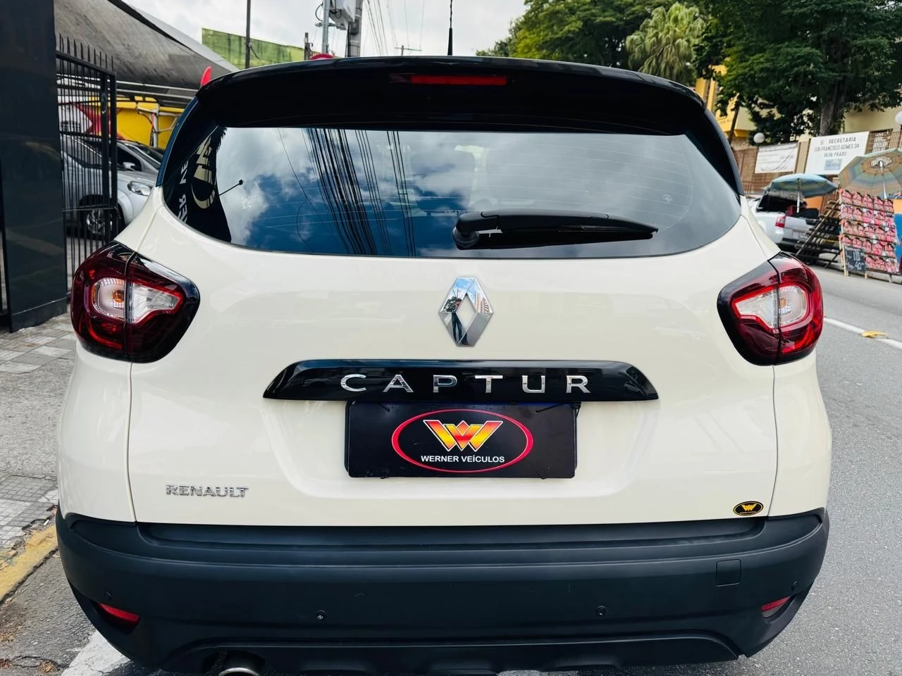 RENAULT CAPTUR