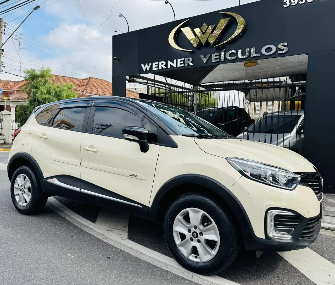 RENAULT CAPTUR