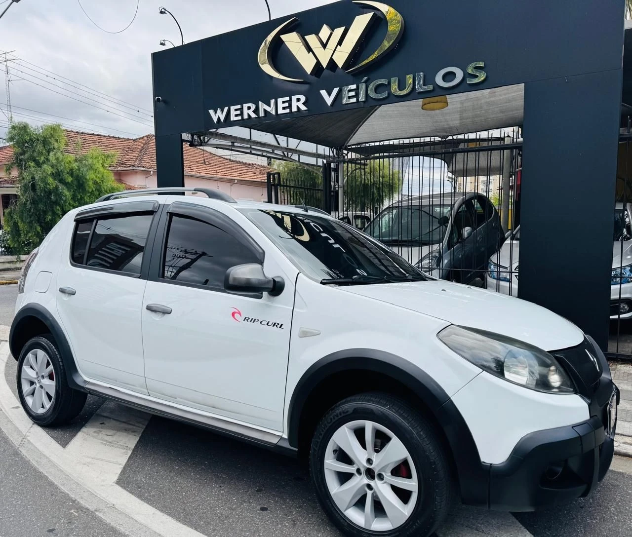 RENAULT SANDERO