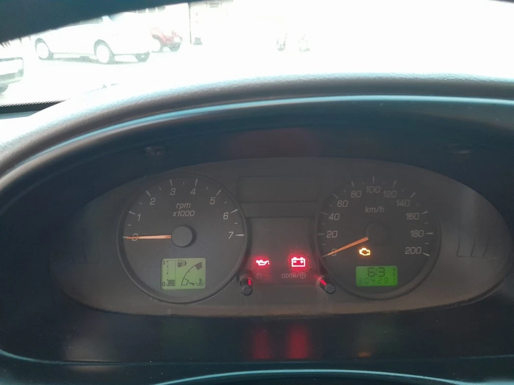 COURIER 1.6 MPI L 8V