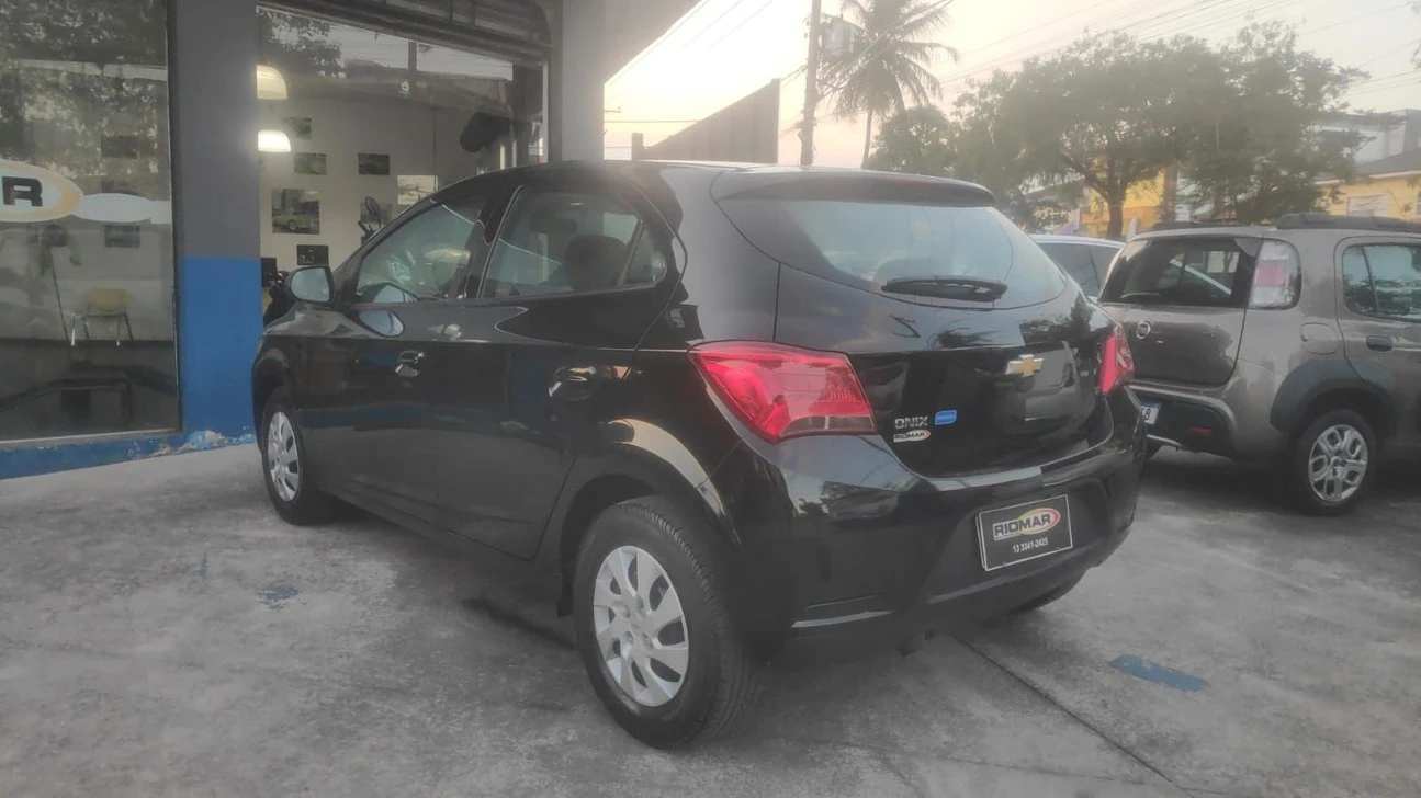 CHEVROLET ONIX