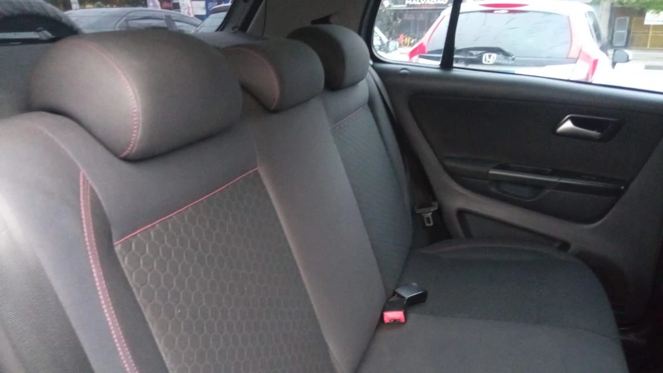 VOLKSWAGEN CROSSFOX