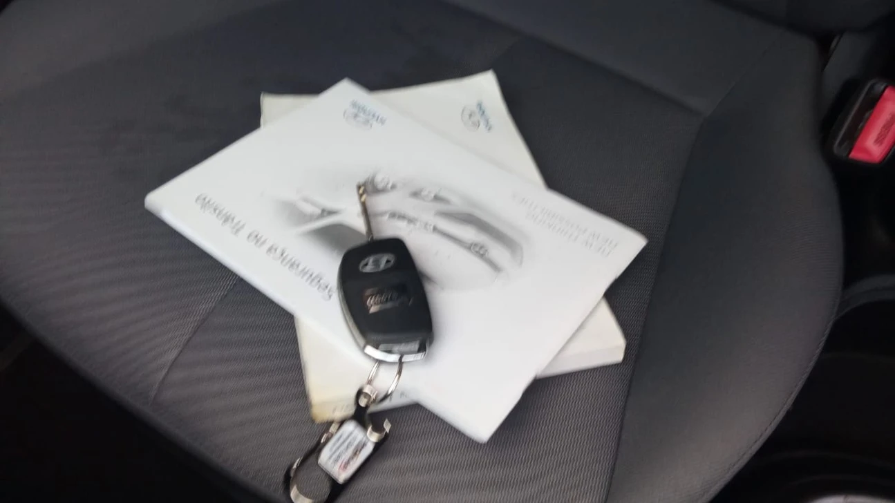 HYUNDAI HB20