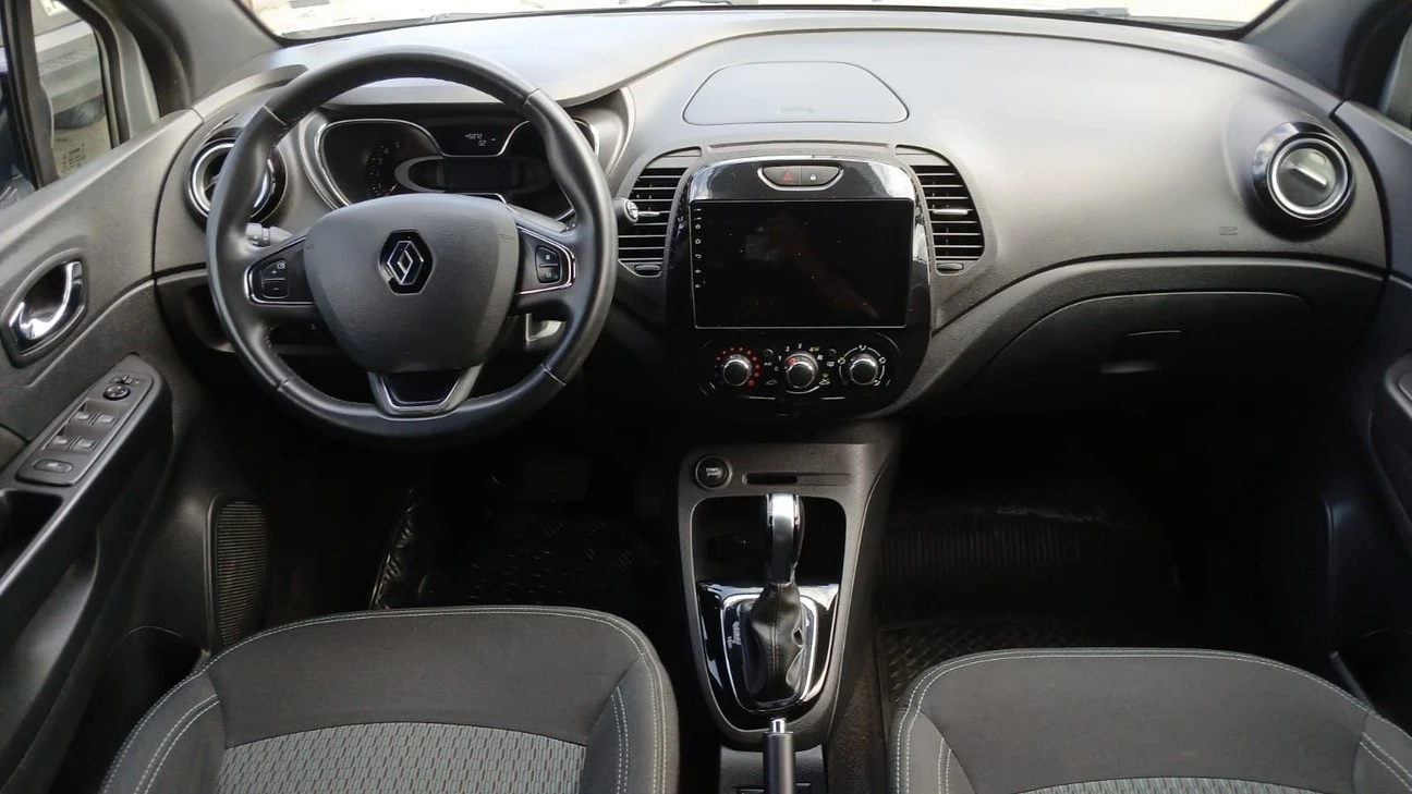 RENAULT CAPTUR