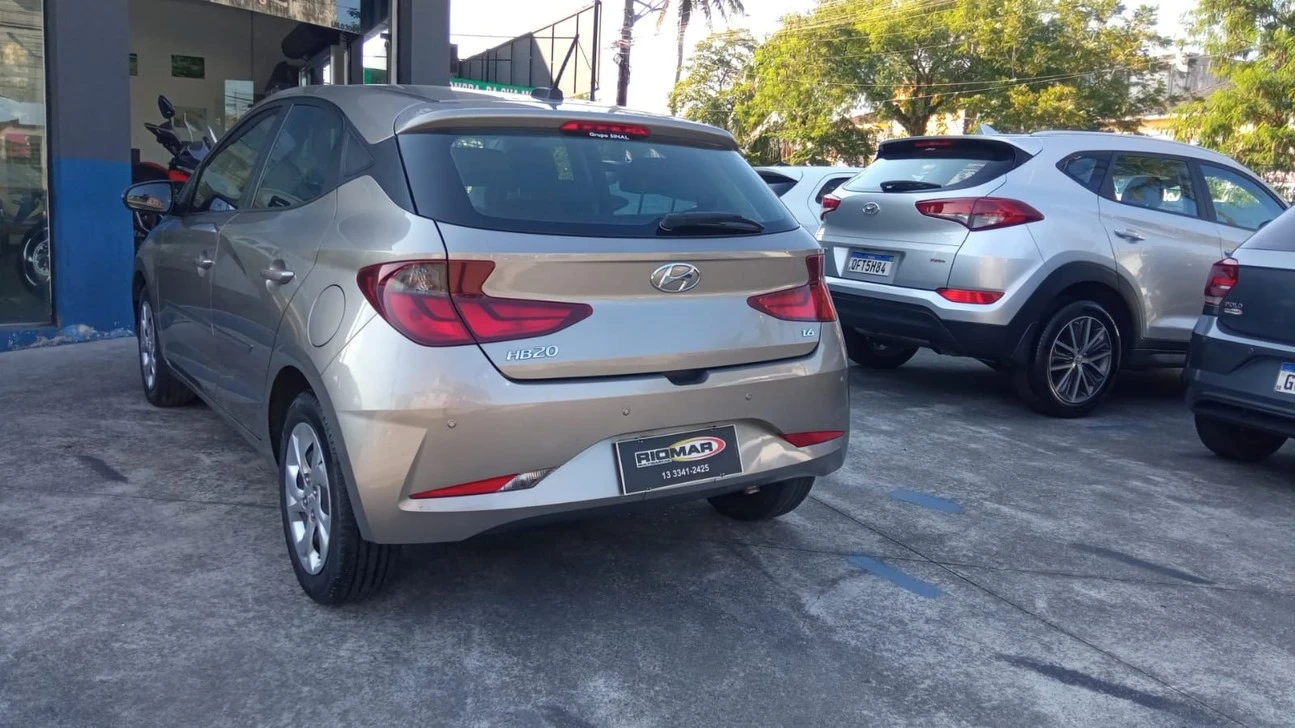 HYUNDAI HB20