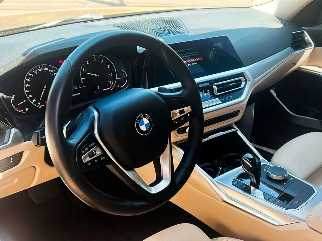 BMW 320I