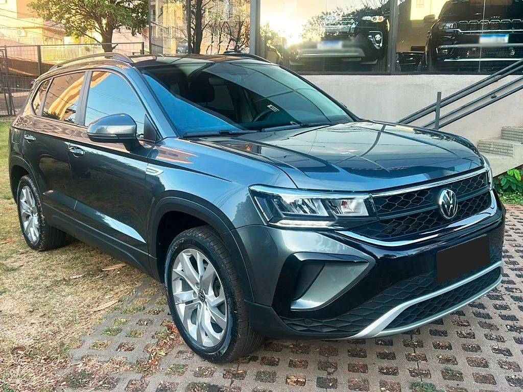 VOLKSWAGEN TAOS