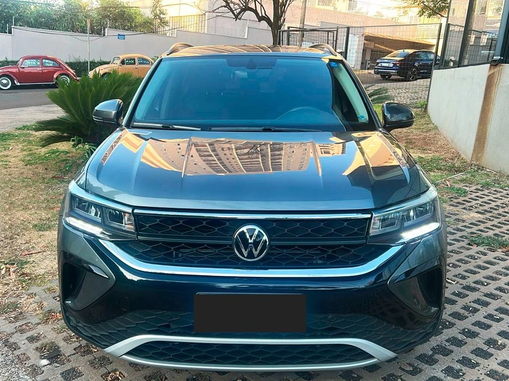 VOLKSWAGEN TAOS