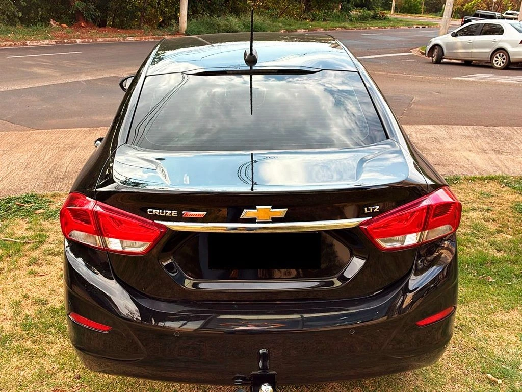 CHEVROLET CRUZE