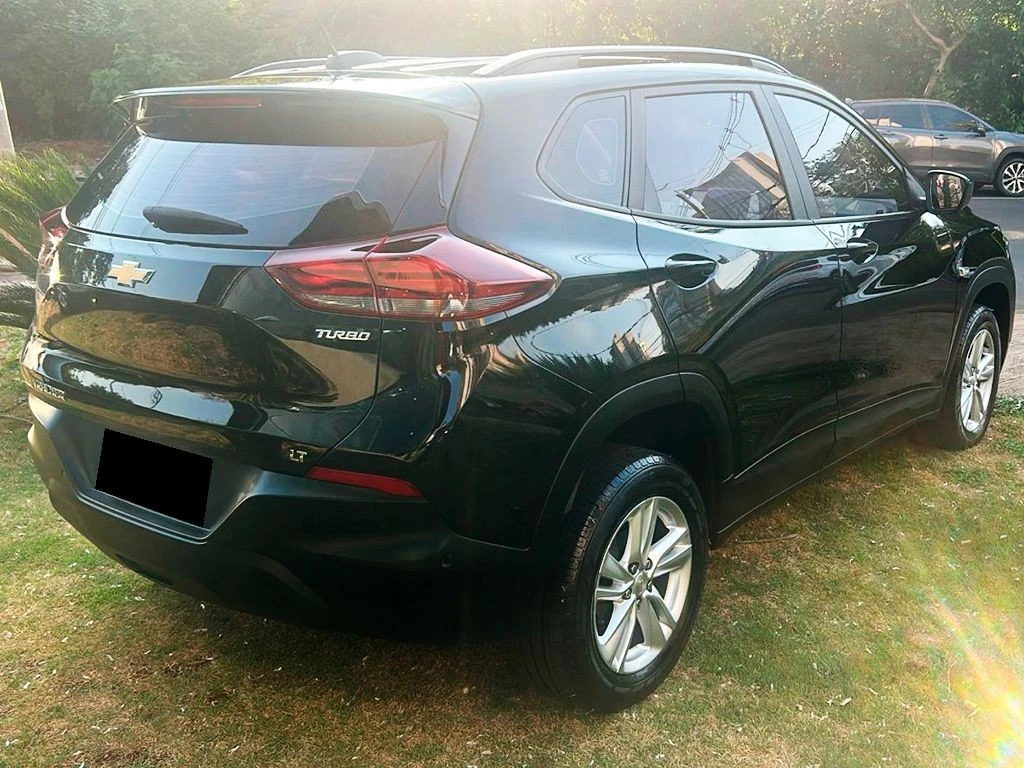 CHEVROLET TRACKER