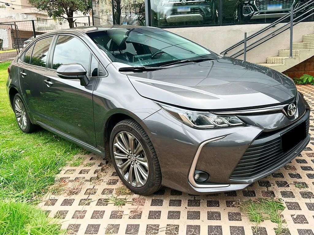 TOYOTA COROLLA